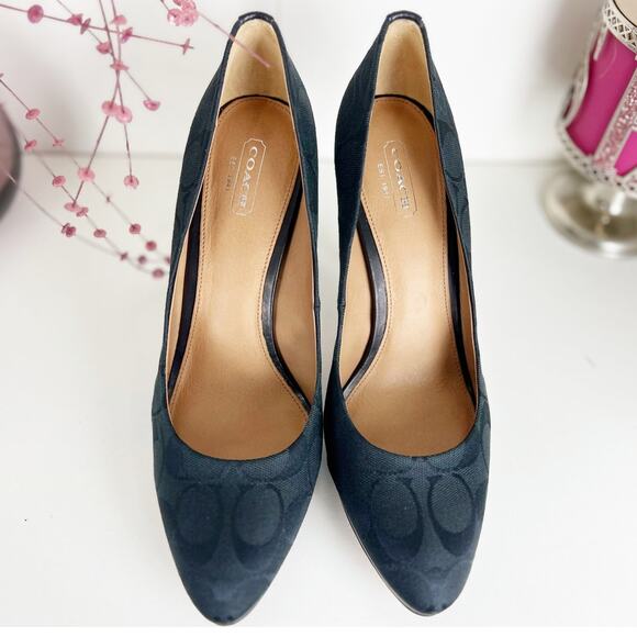 Coach NWB Caya Monogram Signature Logo Stiletto Heel Pumps Shoe Black Size 8.5 B - Picture 5 of 16
